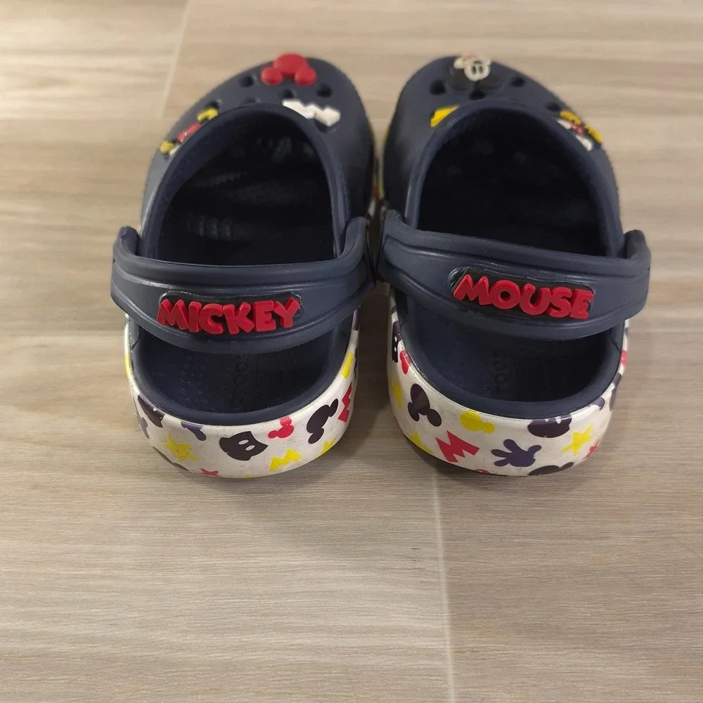 Crocs Disney Mickey Mouse Clog Kids Toddler Size 9 Classic Beach Walk Park
